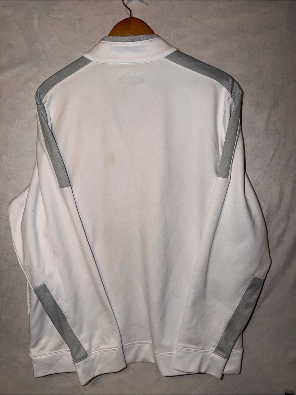 Callaway White and Gray Half-Zip Golf Pullover - Picture 2 of 7